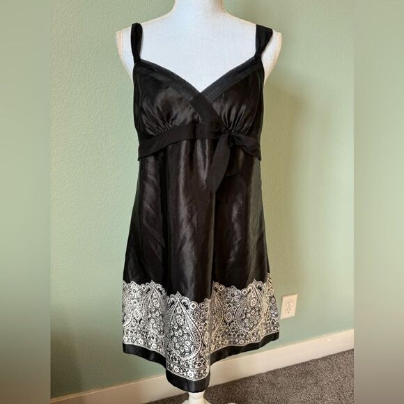 Morgan Taylor Other - Morgan Taylor Black White Floral Slip Dress Sheer Size Medium